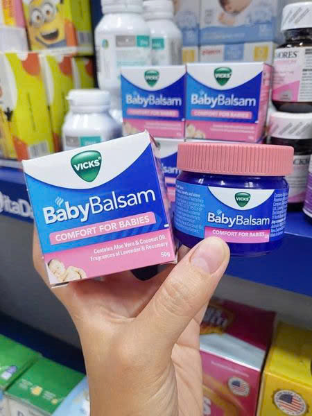 Dầu Bôi Giữ Ấm Ngực Vicks Baby Balsam 50G