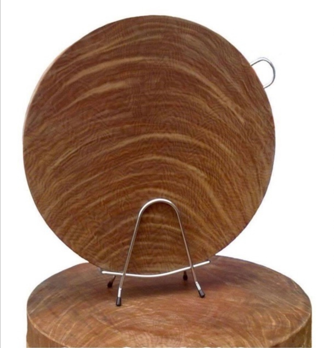 Thớt gỗ Nghiến Tây Bắc. Đường kính từ 24-25cm. Dày từ 4 cm. Shop cam kết không lỗi nhỏ