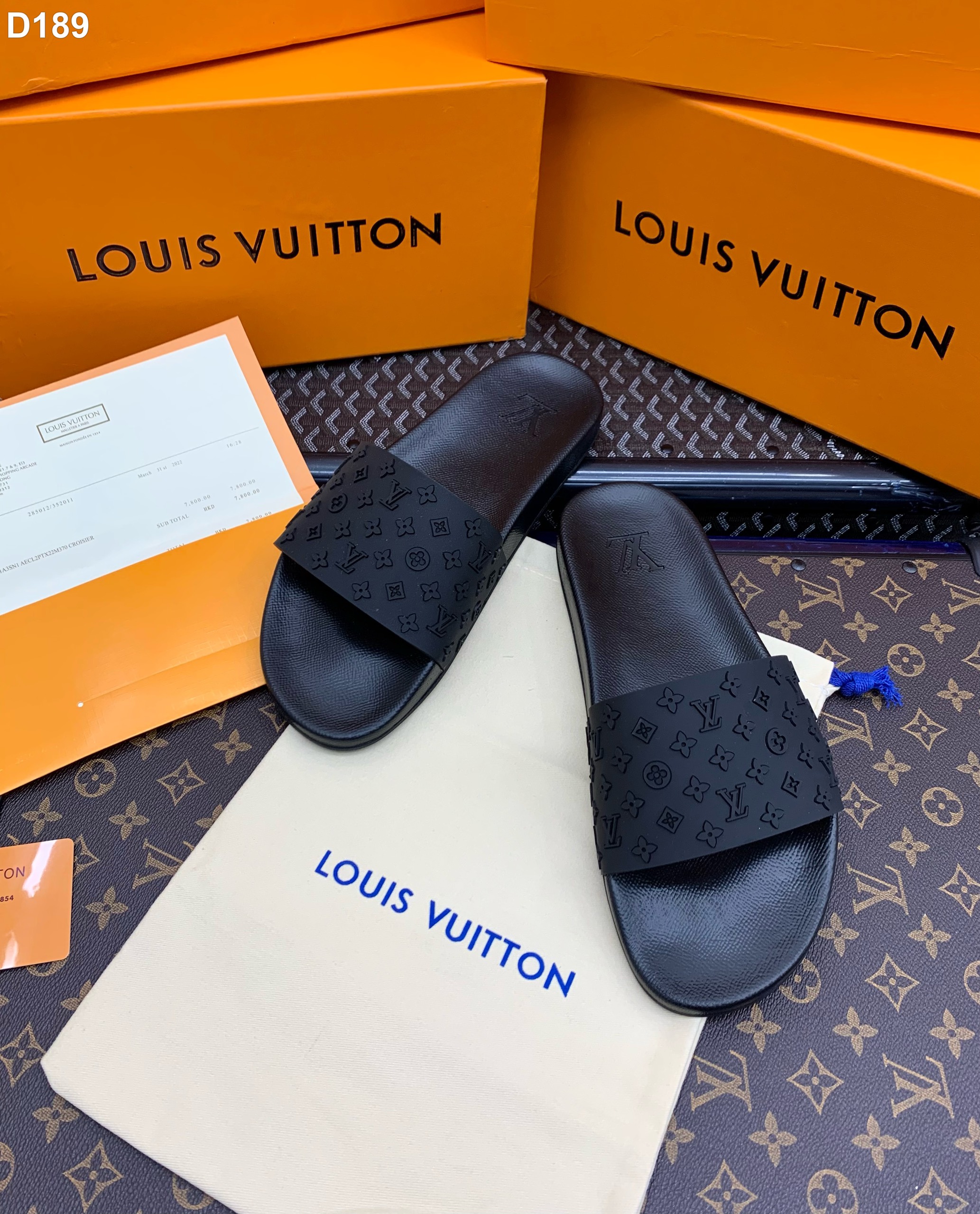 ❣Yêu thích❣️ Dép quai ngang 𝕃𝕧 họa tiết dập nổi fullbox