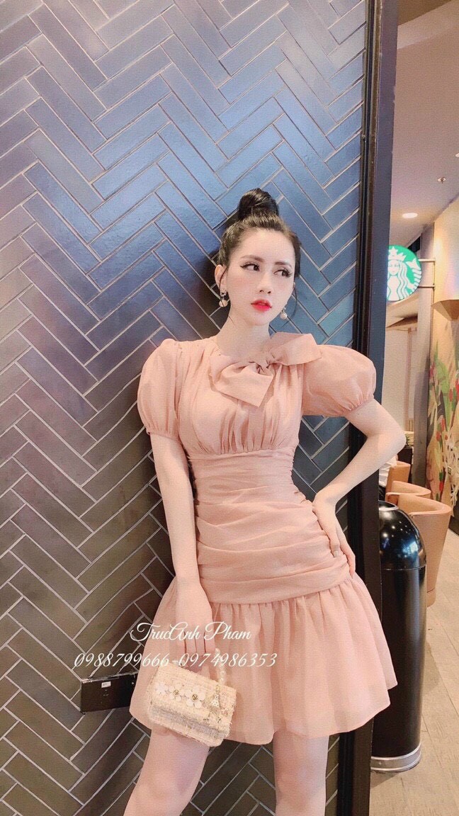 Đầm nữ xếp li dúng đính nơ cổ siêu xinh cho nàng dạo phố