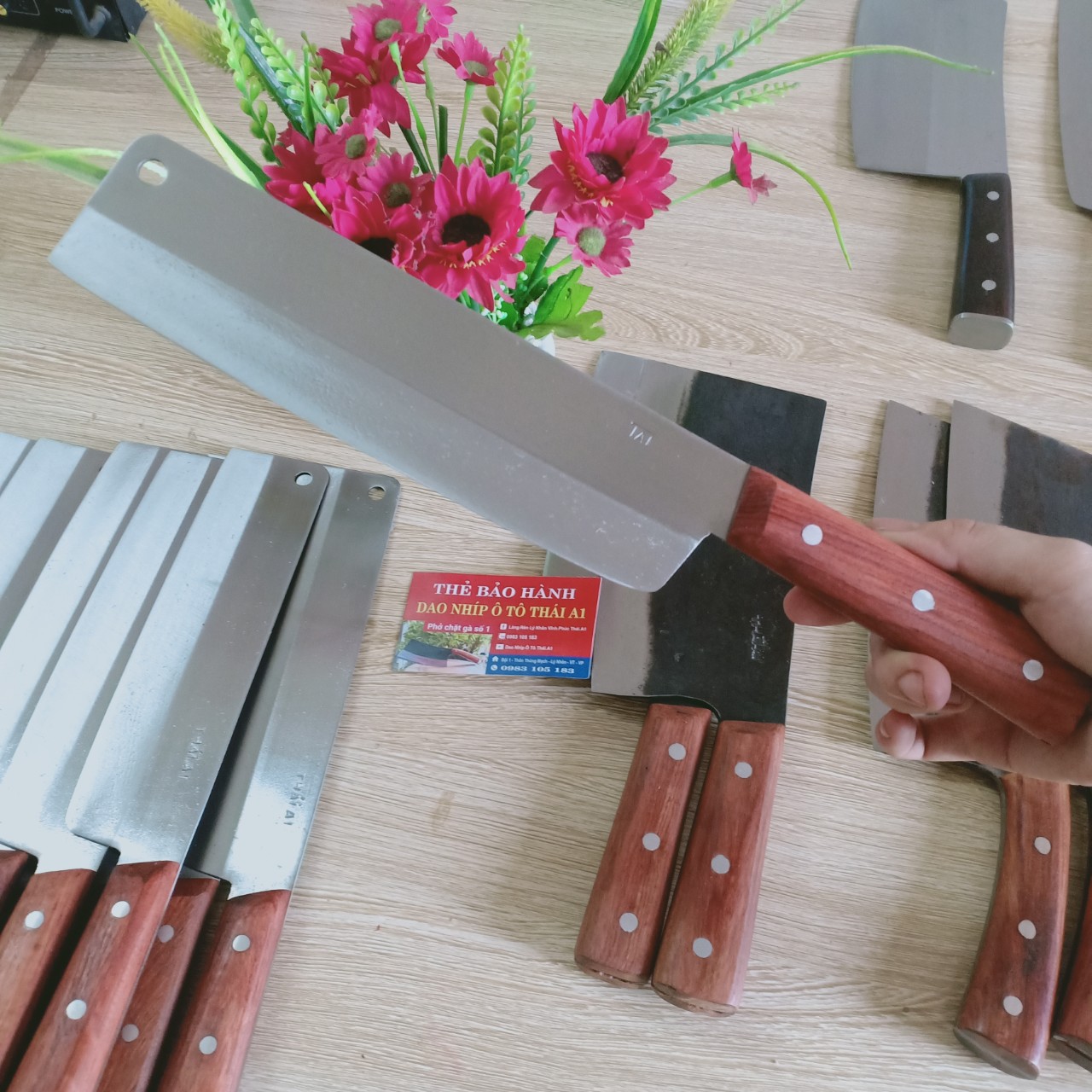 Dao thái thép trắng không rỉ bảo hành 1 năm