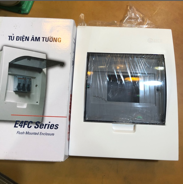 Sino- Tủ điện âm tường nắp nhựa đế nhựa E4FC