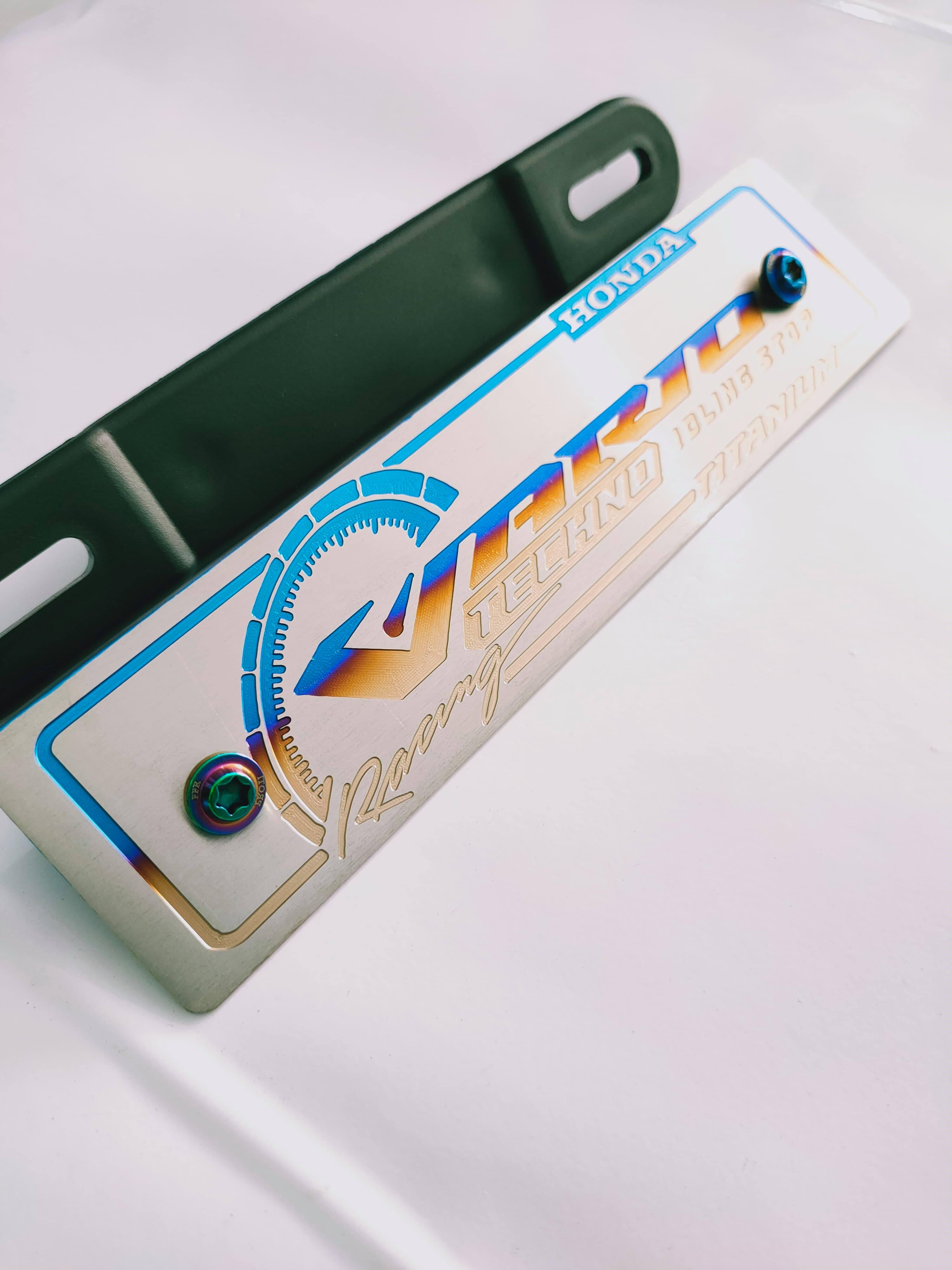 Bản tên Vario tanium 100% tặng kèm 2 ốc titan proti