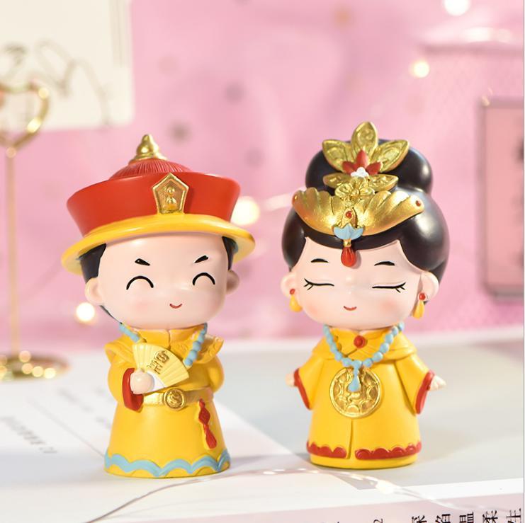 Mô hình hoàng thượng và hoàng hậu trang trí tiểu cảnh, thủy sinh, terrarium, chậu cây cảnh, sen đá, bánh kem, xương rồng