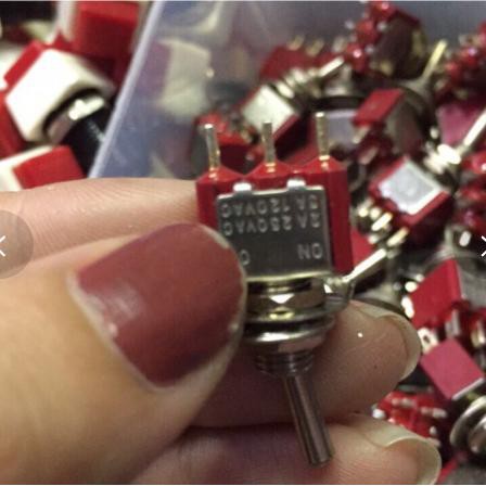 5c công tắc gạt 102, 202, 203 loại 1 giá tốt nhấ.t