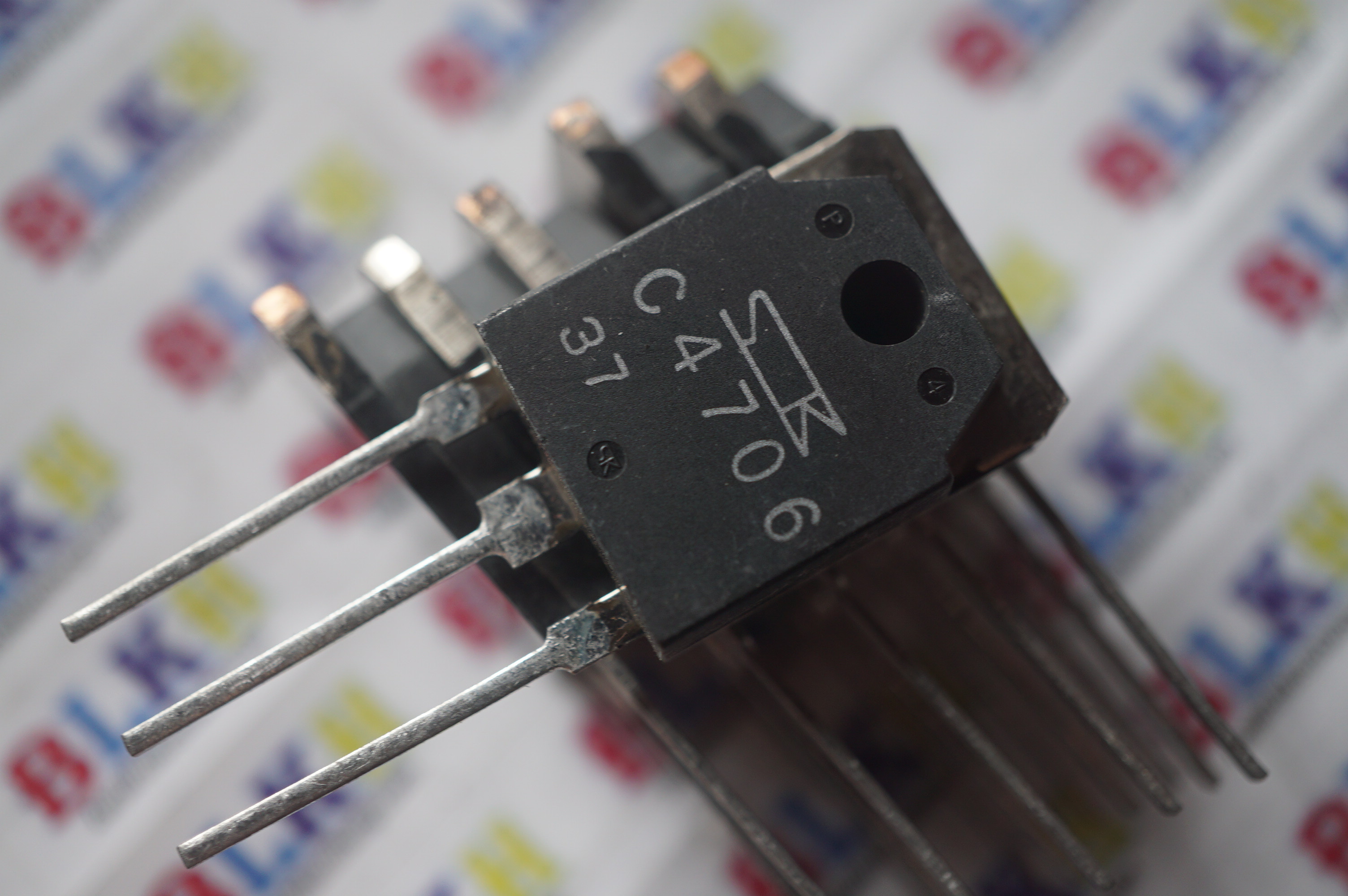 IC Transistor NPN C4706 4706 2SC4706 600V 14A TO-3P chính hãng Sanken