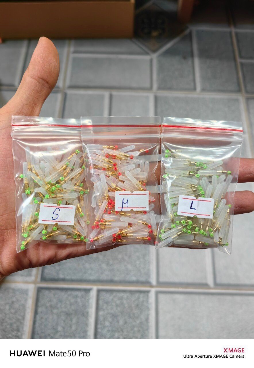 Chân cắm phao tàng hình silicon xoay 360 độ cao cấp - pkccp016