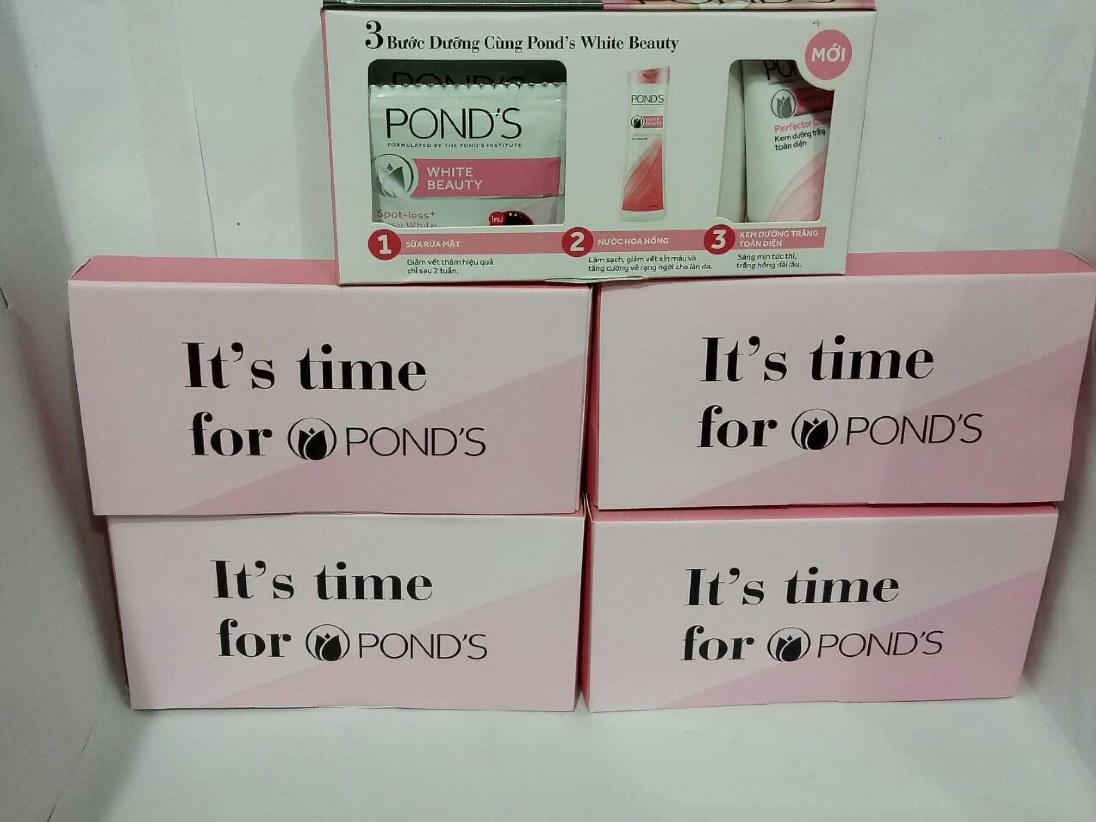 Combo 5 hộp pon d trắng hồng toàn diện bao gồm : 20 gói sua rua mặt + 5 tuýp kemduong trangtoàn diện + tặng 5 gói sua tam