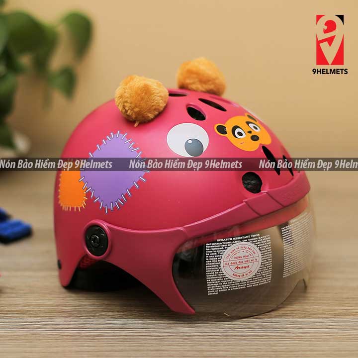 Mũ Bảo Hiểm Trẻ Em Có Kính Hình Gấu Hồng