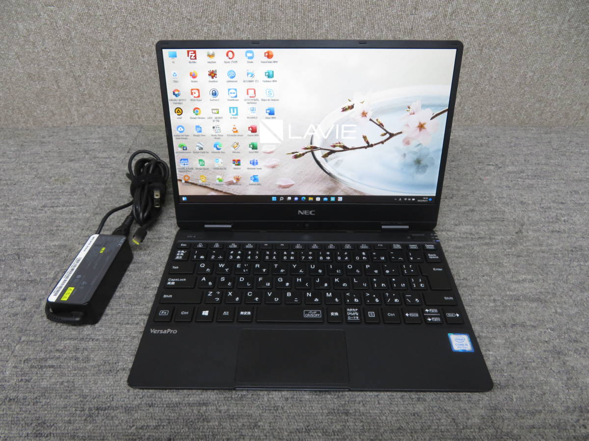 Laptop Fujitsu AH50/B3 Core i7-7700HQ, 16gb ram, 512gb SSD, 15.6 