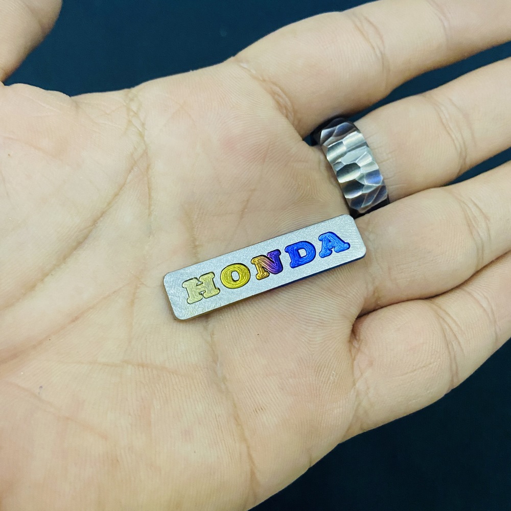 Tem titan mini logo chữ honda trang trí xe độc đáo