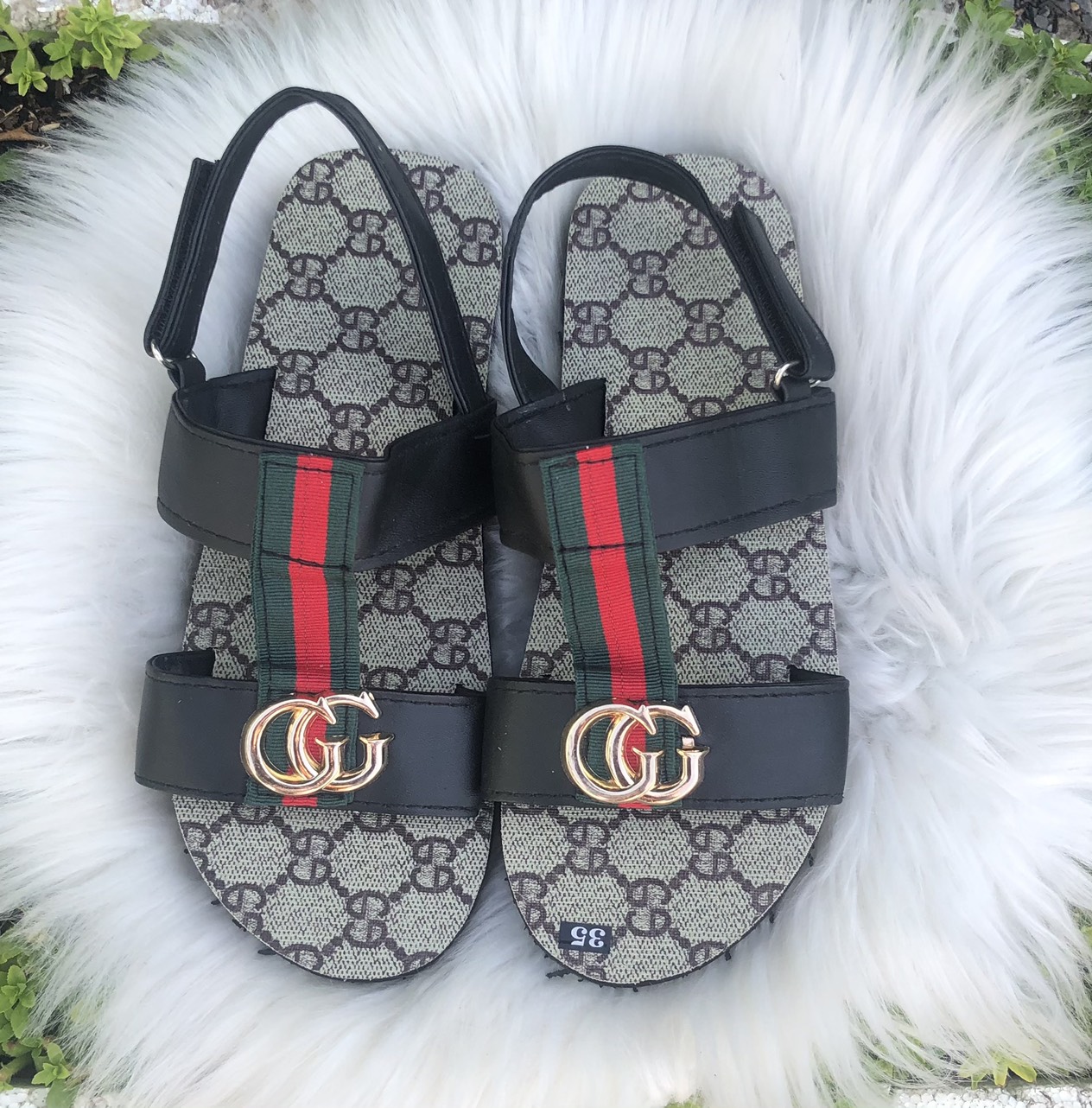 [FREESHIP + HOÀN TIỀN 50K] sandal đồng nai ( sandal nam nữ ) đế màu hạnh nhân gg size từ 35 nữ đến 42 nam