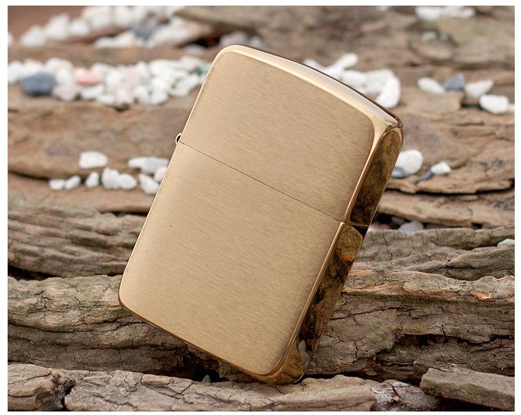 Bật lửa zippo 1941 brushed brass
