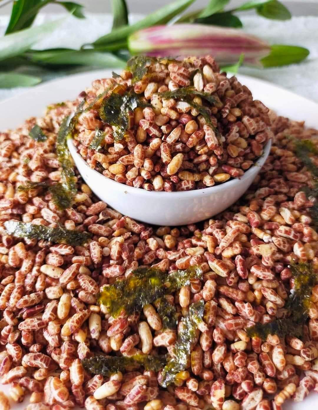 Cốm Gạo lứt rong biển chiên không dầu ít tinh bột đồ ăn vặt hỗ trợ giảm cân, giảm chỉ số t iểu đg c dứt t ê bì chân tay, yoga helthy keto eatclean mẹ bỉm sữa làm đẹp thẩm mỹ ca sĩ diễn viên Giám đốc ceo ăn chay Thực dươg