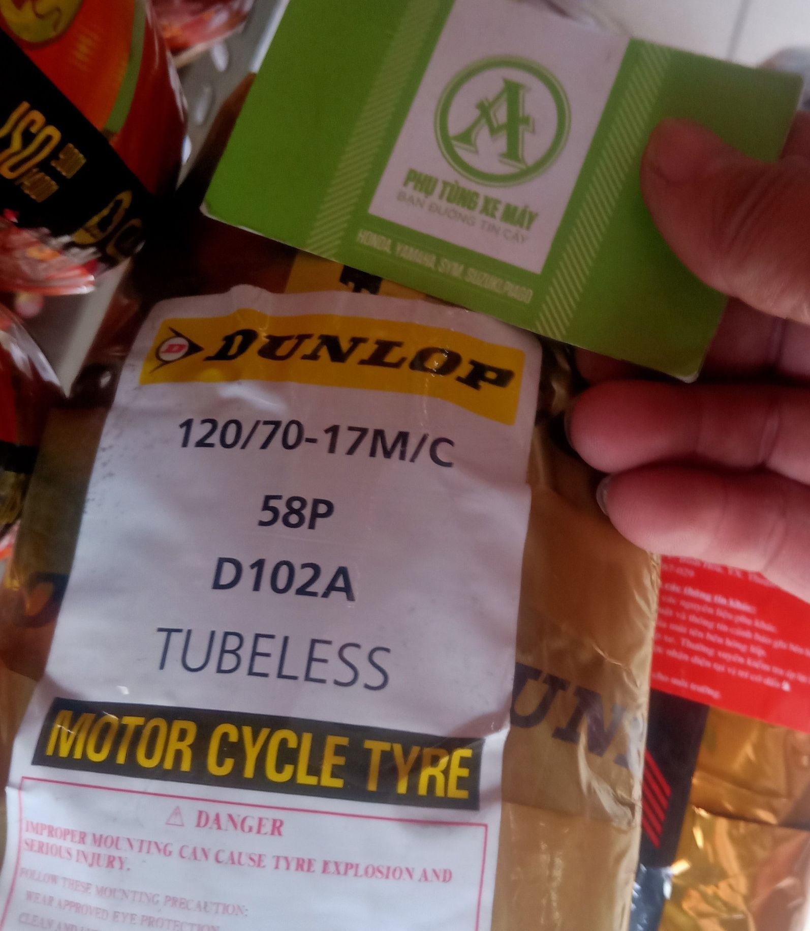 Lốp dunlop 120/70-17 cho winner, exciter 150, fz150