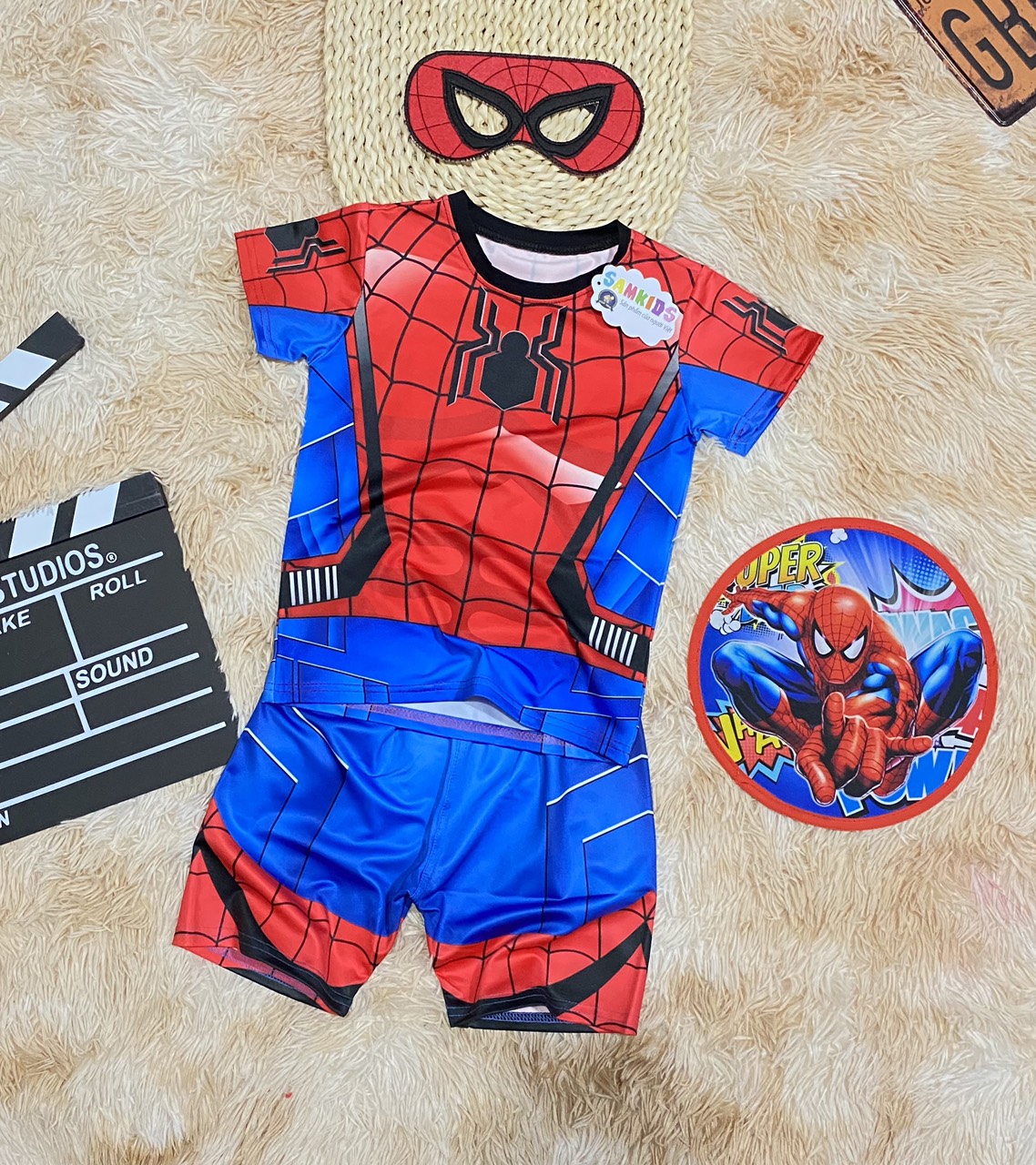 [HCM]Bộ siêu nhân người nhện tặng kèm mặt nạ và khiên cho bé