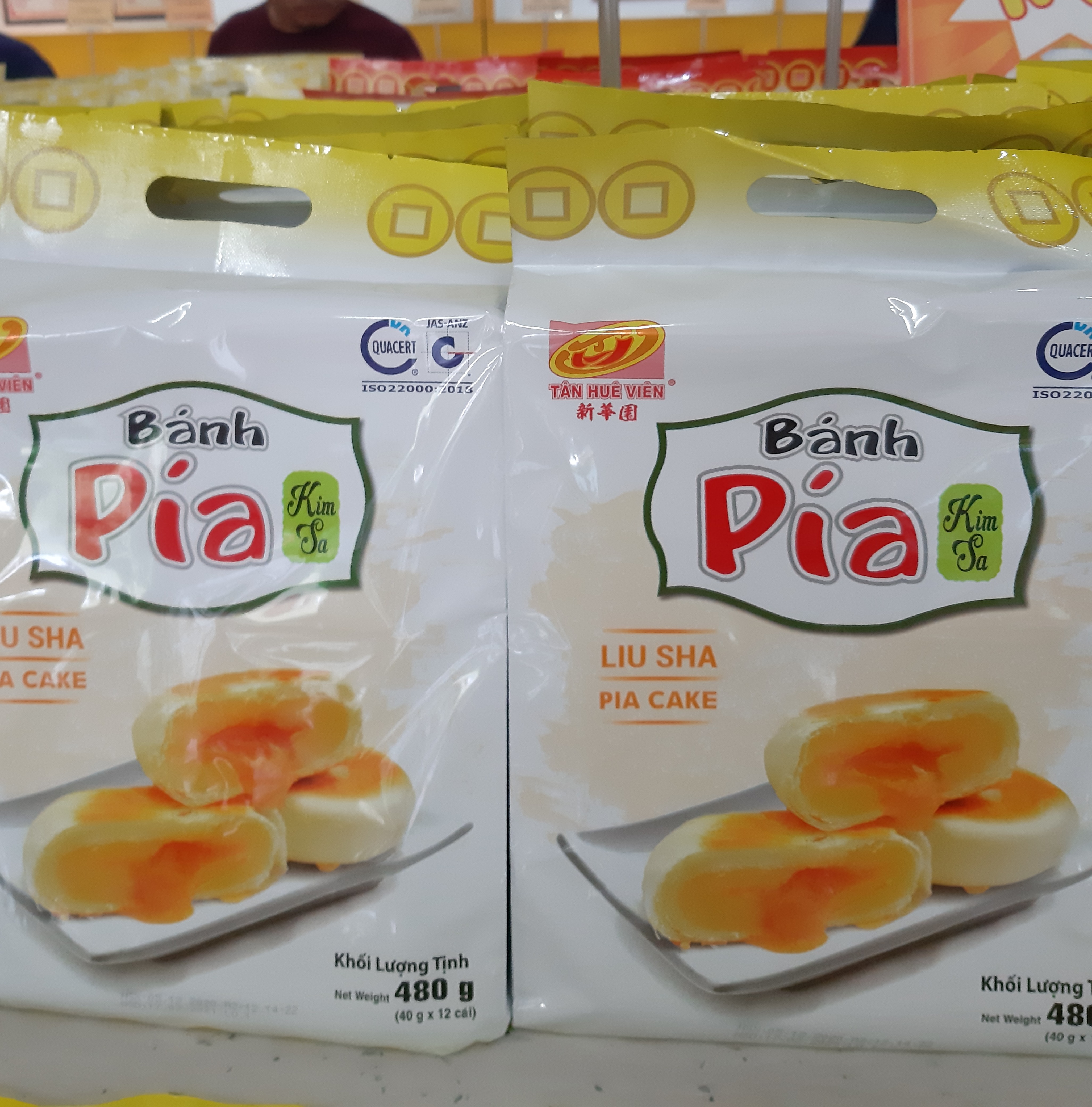 Bánh pía kim sa Tân Huê Viên đậu, sầu riêng ,trứng muối . túi 12 cái bao ngon