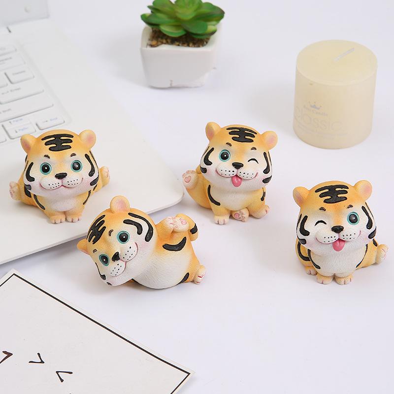 Mô hình hổ con chibi cọp đáng yêu trang trí bàn làm việc, taplo ô tô, quà tặng