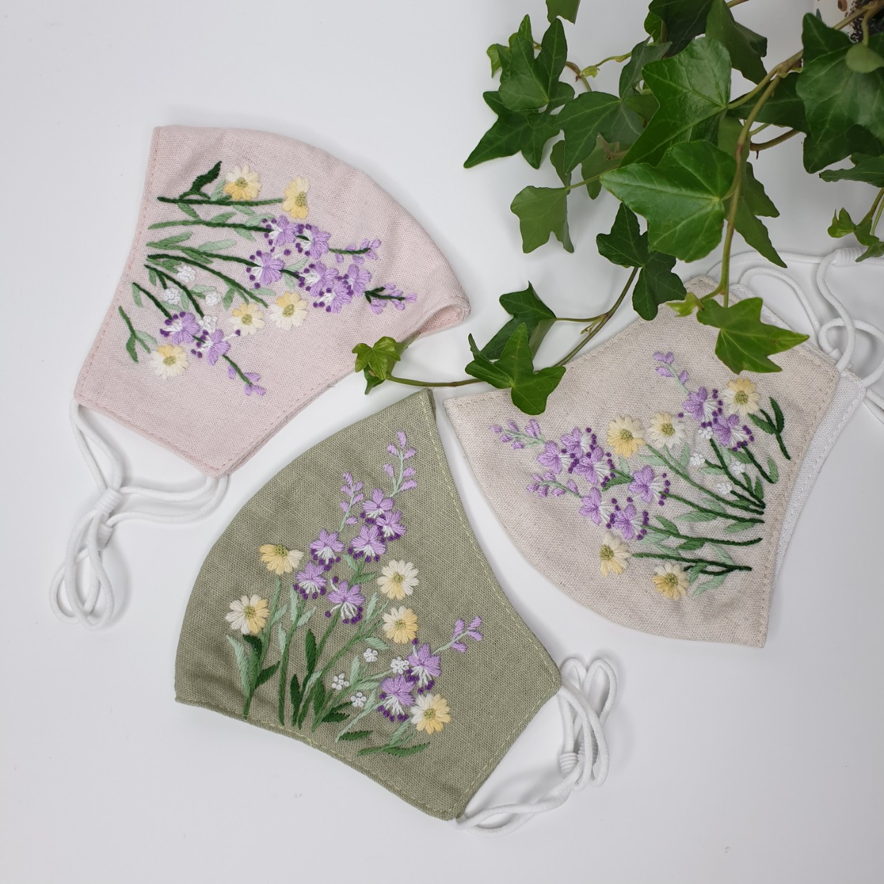 Khẩu trang thêu tay vải linen JL198