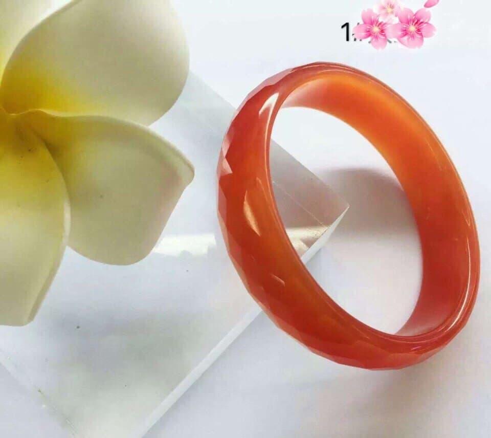 Vòng Tay Bản Liền Đá Mắt Mèo Giác Cạnh Màu Đỏ