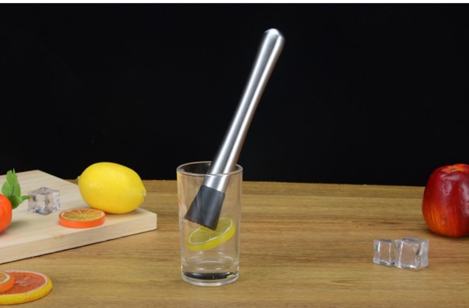 Chày dầm hoa quả