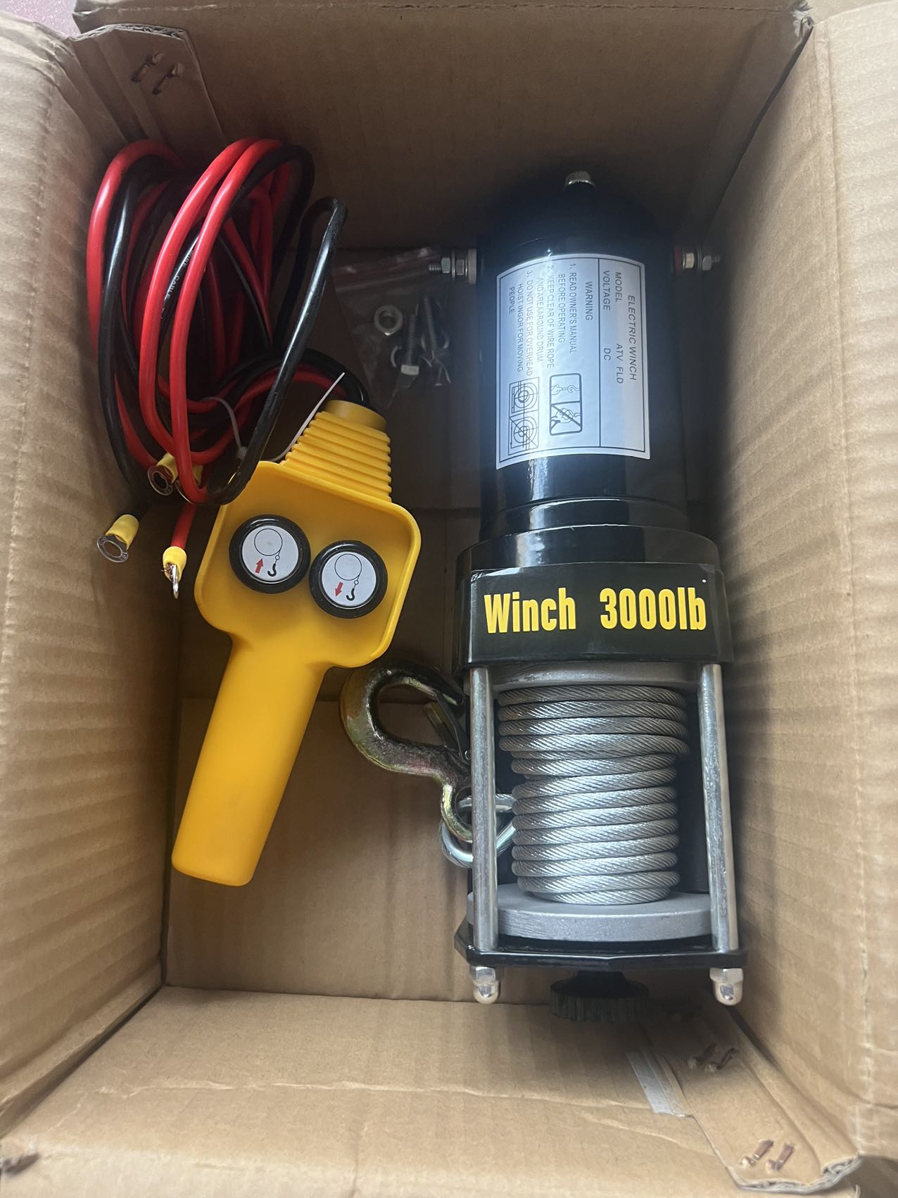 Tời điện 12v ắc quy 3000IBS(lực kéo 1360kg, lực nâng 250kg)