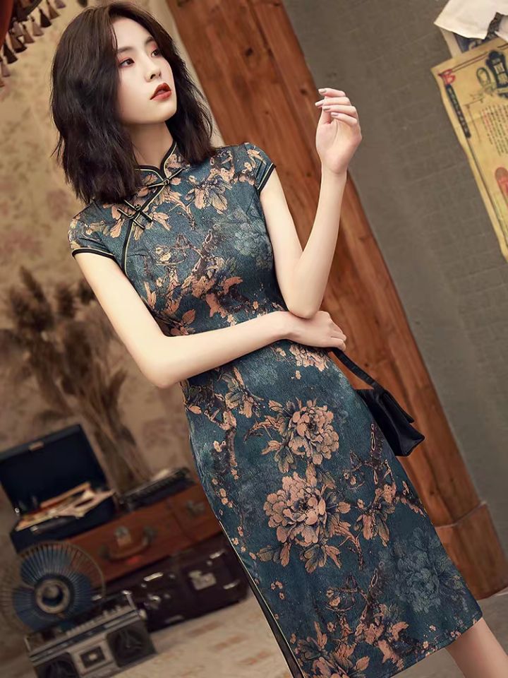 // Miễn Síp , Sẵn hàng /// đầm sườn xám cách tân nữ Trung hoa váy xẻ sườn xám sang trọng đẹp