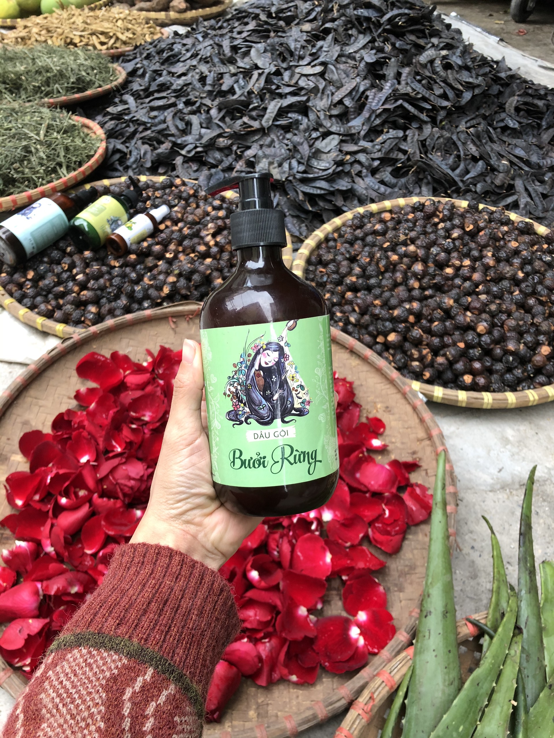 [Freeship] Dầu gội Bưởi Rừng Giúp Tóc Suôn Mượt, Chắc Khỏe Mộc Nhan Natural 100% nguyên liệu thiên nhiên 500ml (MQ Shop NO1)