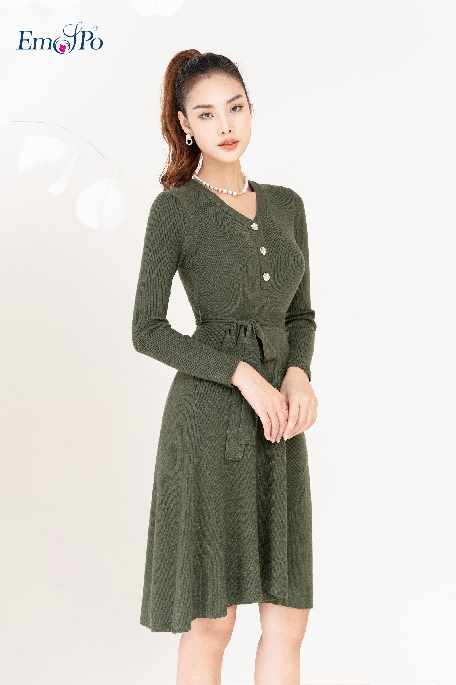 Đầm len cổ tim dáng xòe có đai emspo dll0015