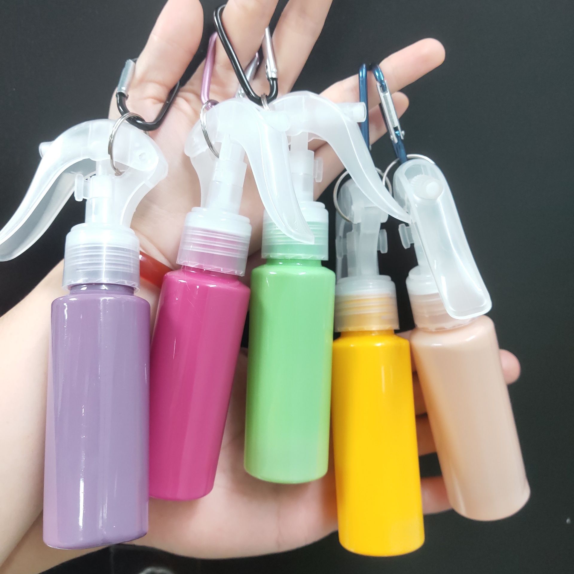 Chai xịt cồn 60ml có móc khoá - bình xịt phun sương - xịt cồn - chai xịt khuẩn - treo chìa khóa