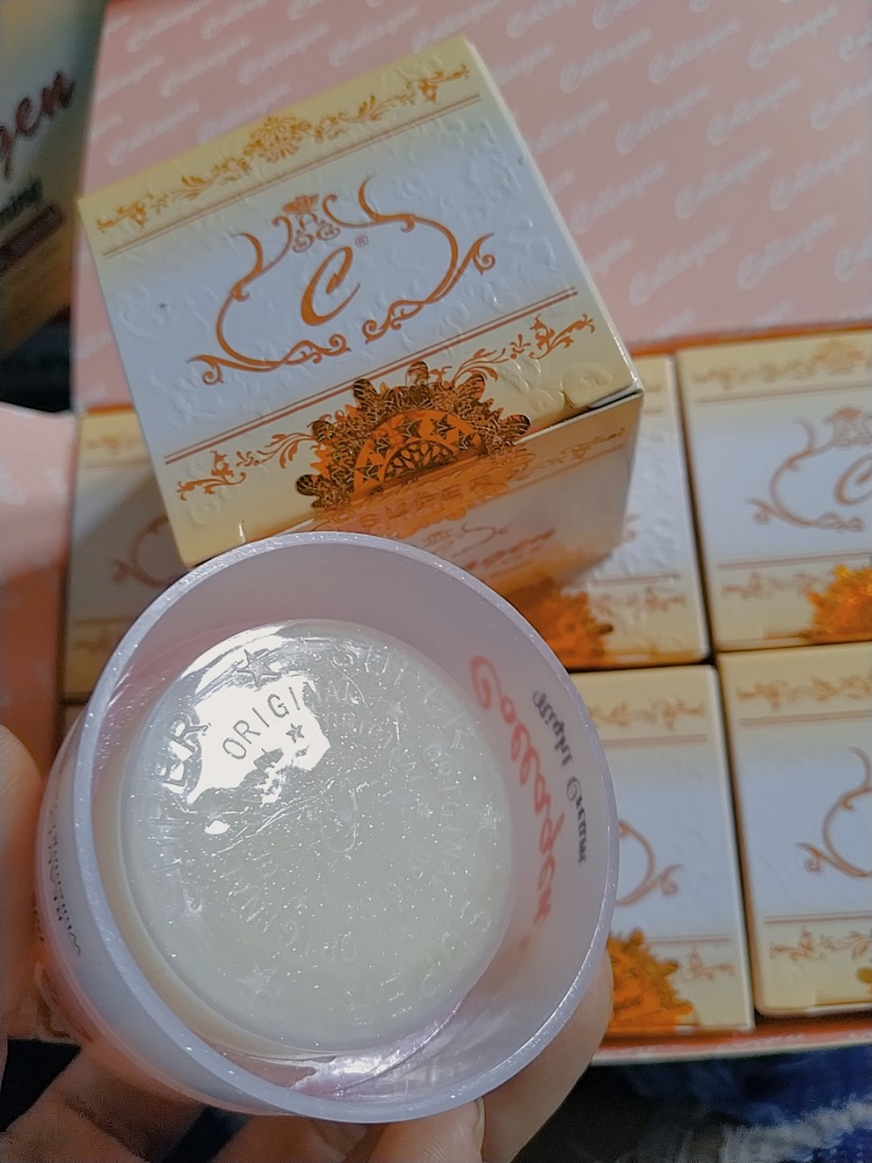 Kem collagen plus vit e tem đỏ cho da tàn nhang