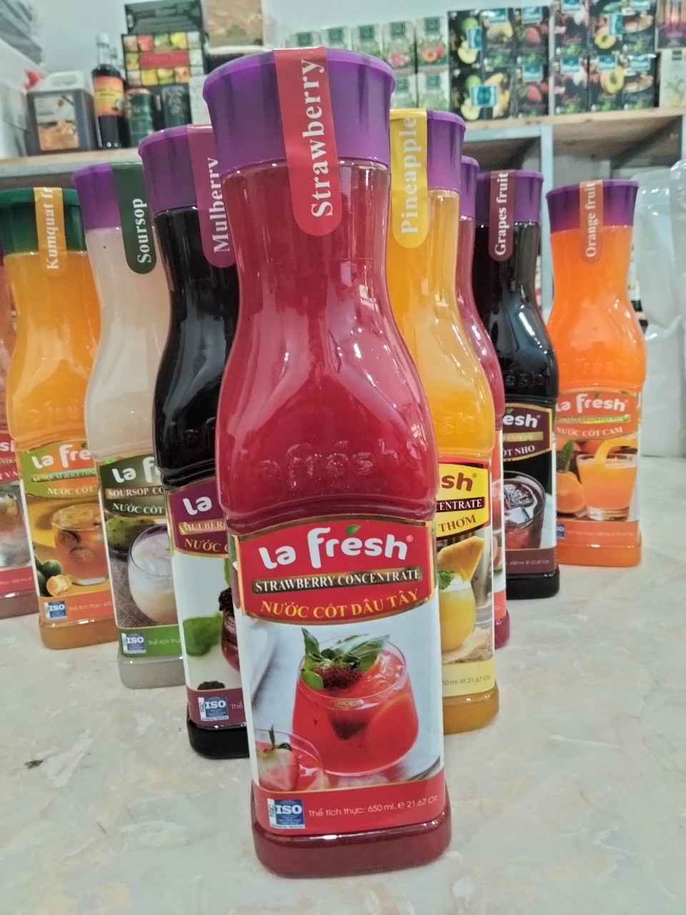 Nước cốt dâu tây la fresh 650ml -dùng pha chế trà trái cây