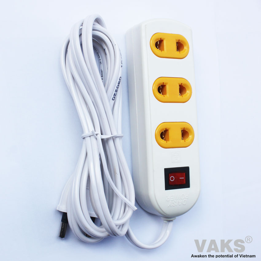 [HCM]Ổ CẮM ĐIỆN - TIẾN THÀNH OC7-3517 - 1 CÔNG TẮC 3 Ổ CẮM 2000W 250V dây 2m - SX tại Việt Nam