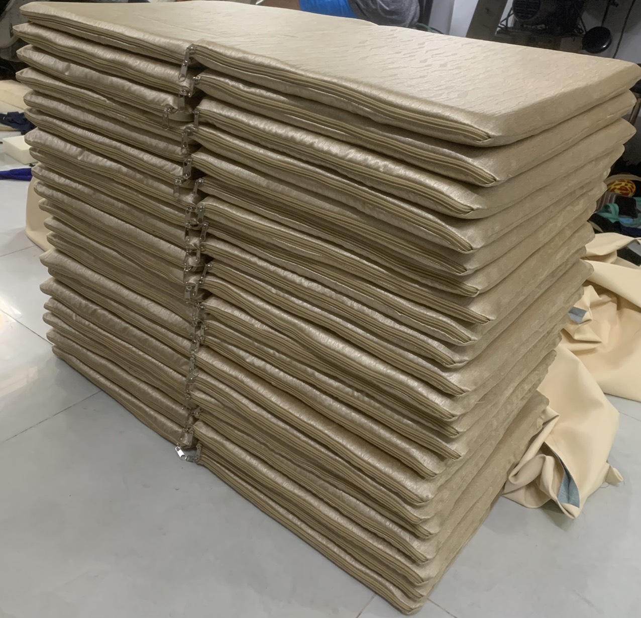 Nệm vuông vải bố gấm (40x40 dày 3cm )