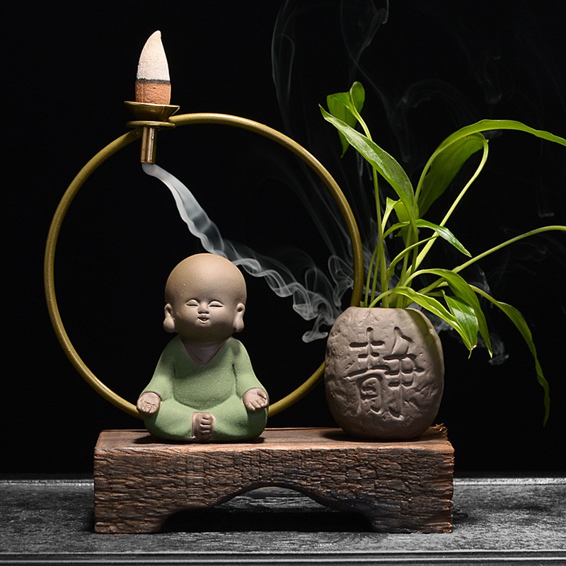 Mua tháp tặng trầm - Tháp trầm hương dưỡng sinh trang trí phòng khách