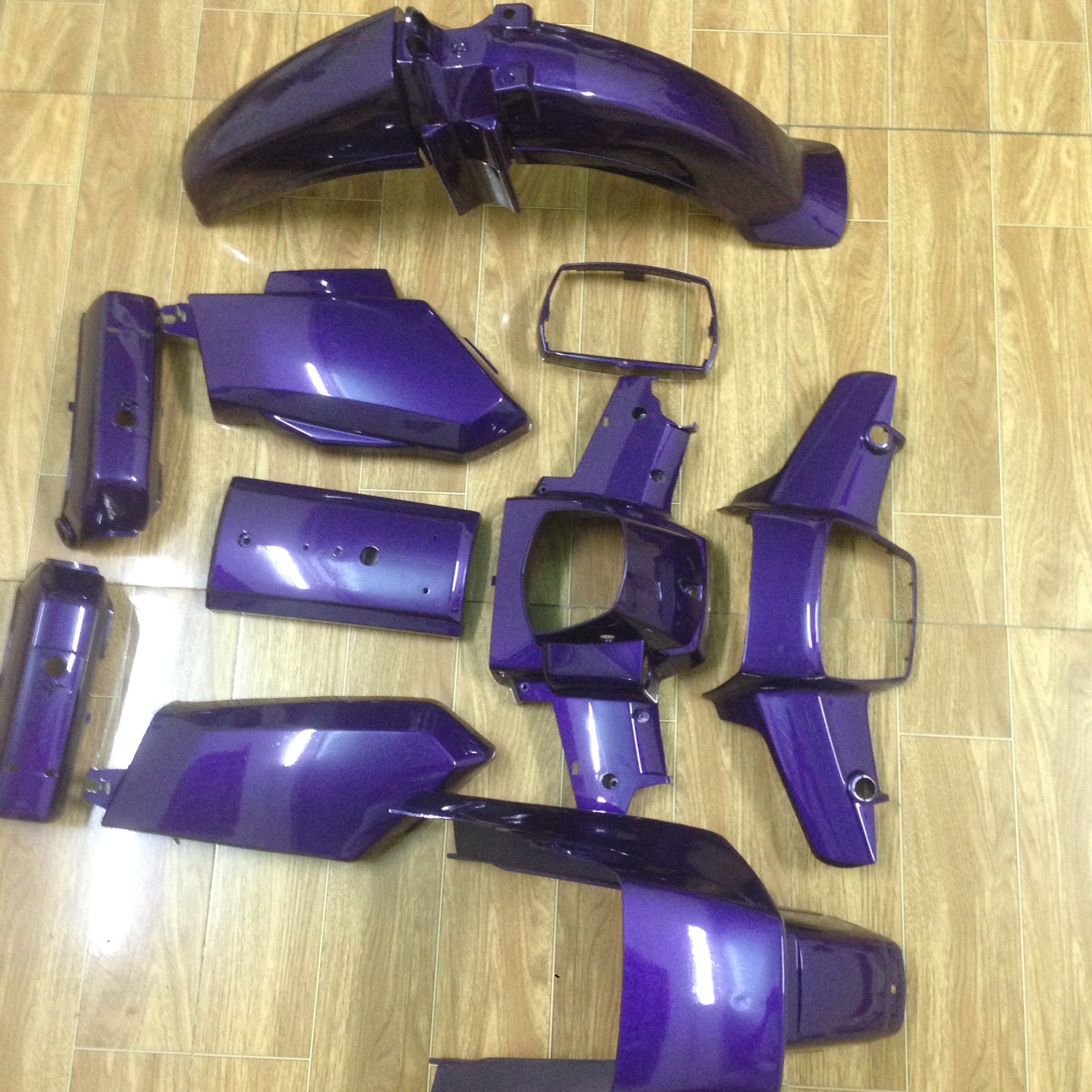 (Tặng Kèm Tem ) Dàn áo xe Dream ll- dream việt - Thái - màu TÍM- nhựa trắng cao cấp