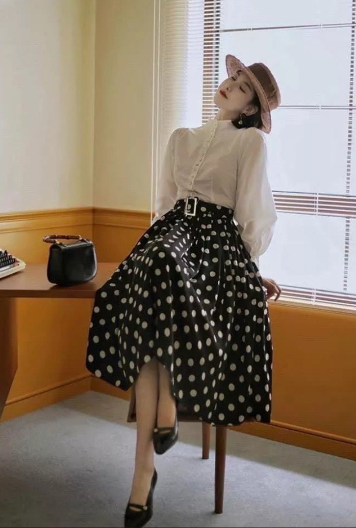 Chân váy xòe chấm bi kèm phụ kiện đai 2 lớp dài 75cm hot – trend