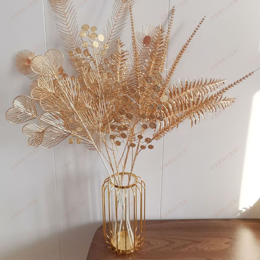 Nhánh đuôi công, nhánh đuôi công phủ nhũ vàng, nhánh đuôi công phủ nhũ trang trí lễ, tháp hoa quả ngày Tết