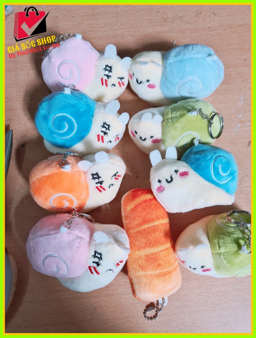 [HCM][HÀNG CHẤT LƯỢNG] Móc khóa ốc sên cảm xúc 2 mặt độc lạ  xinh xắn  đáng yêu  là phụ kiện tuyệt vời cho túi xách  balo ...