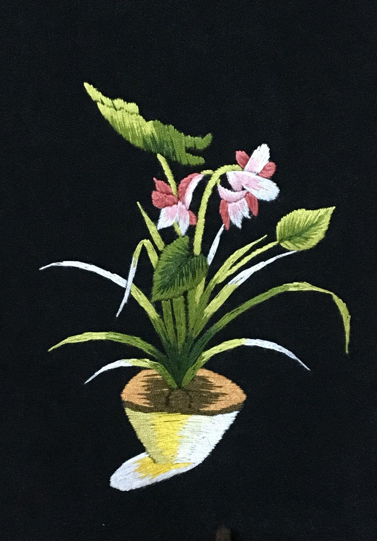 Tranh thêu tay lãng hoa đẹp giá rẻ 20x25cm - HOA011