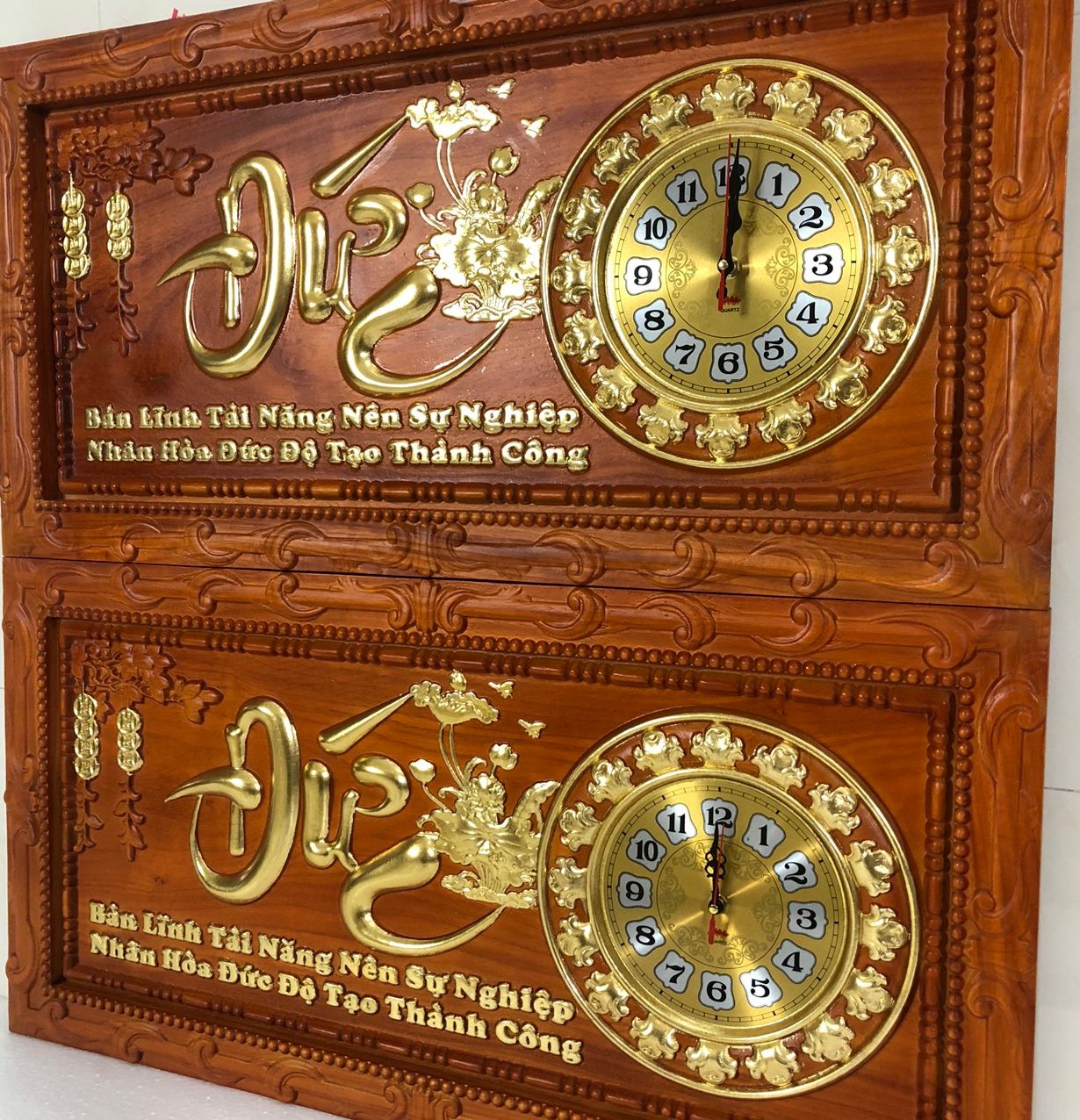 Tranh đồng hồ gỗ chữ đức