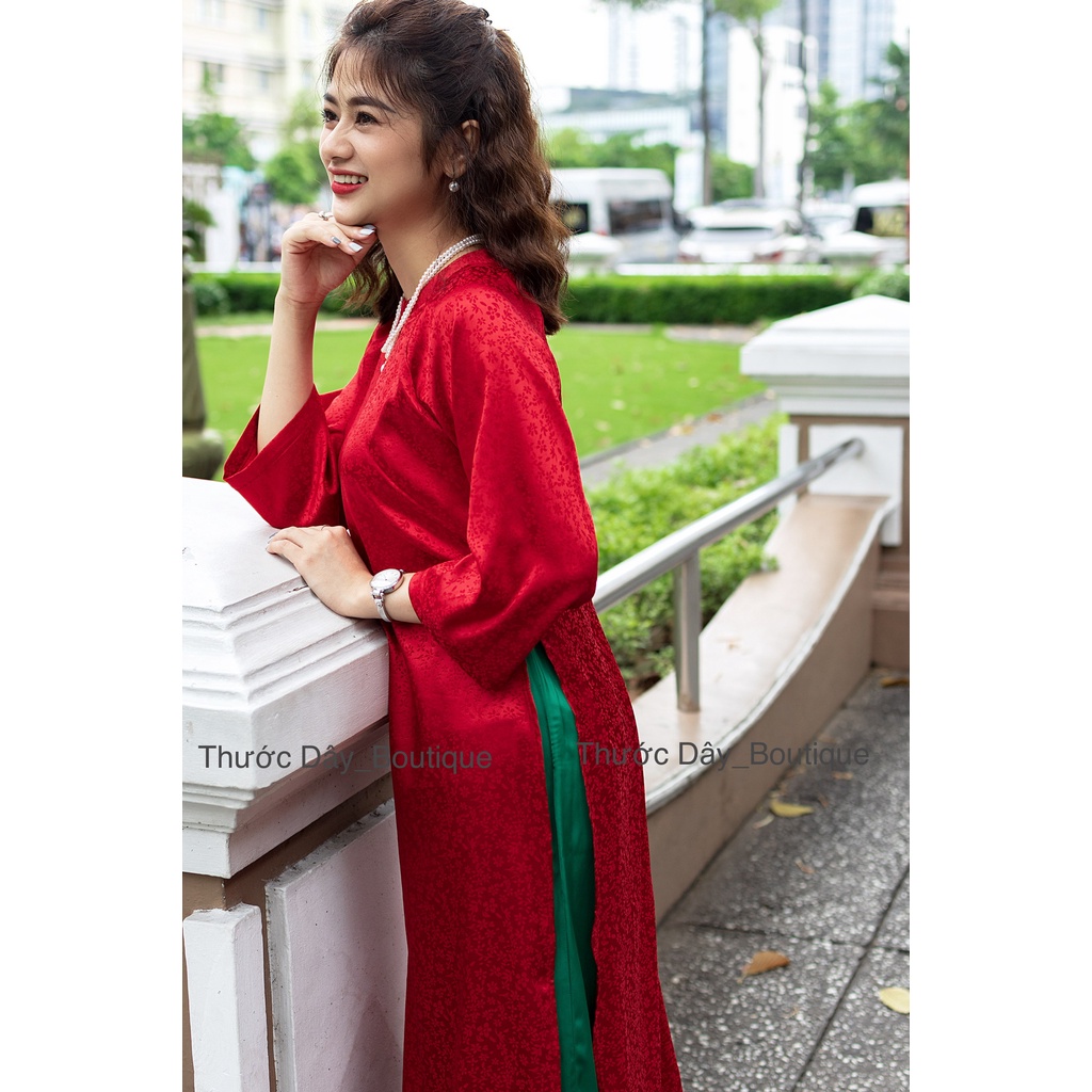 Set áo dài gấm lụa kiểu truyền thống