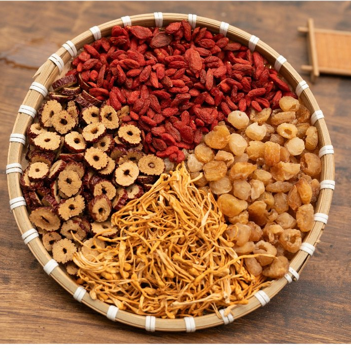 Trà Đông Trùng Tứ Vị Thảo Mộc Đẹp Mịn Da Bồi Bổ Sức Khỏe