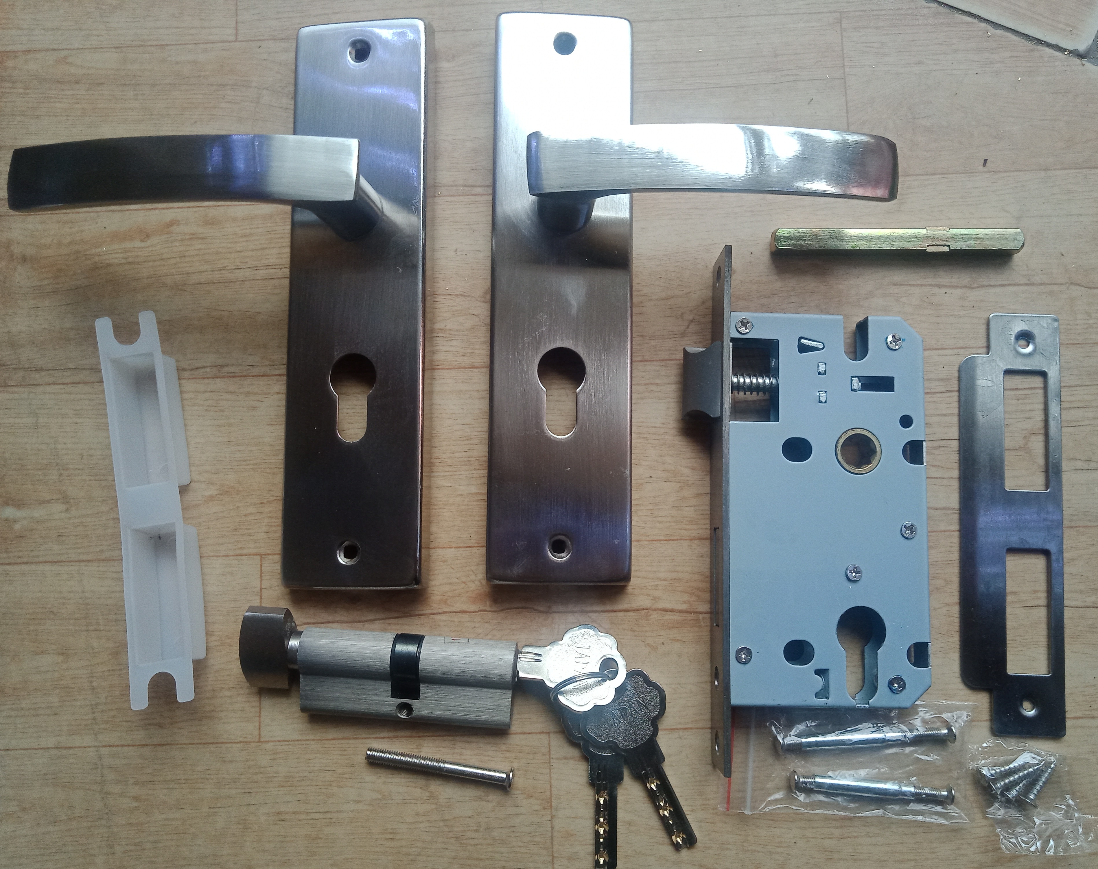 Bộ Khóa Cửa Tay gạt cho cửa phòng, cửa gỗ