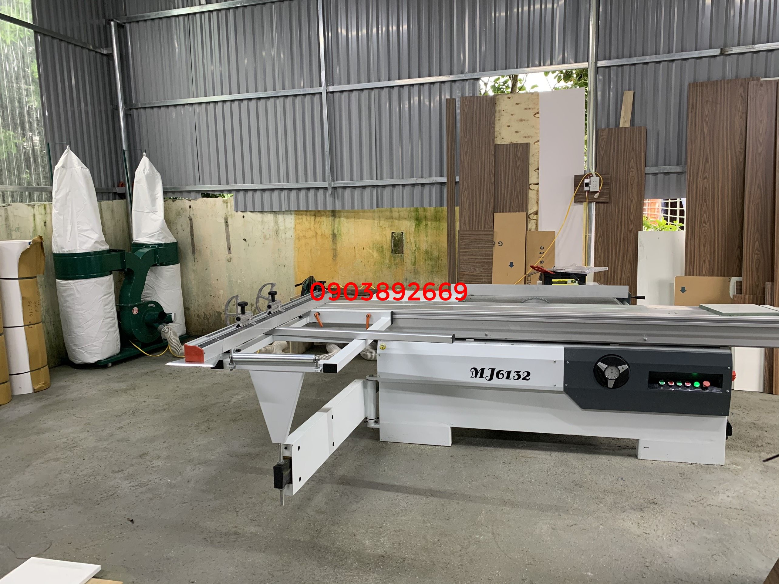 Máy cưa bàn trượt MJ6132 và máy hút bụi 3kw 2 ống vải