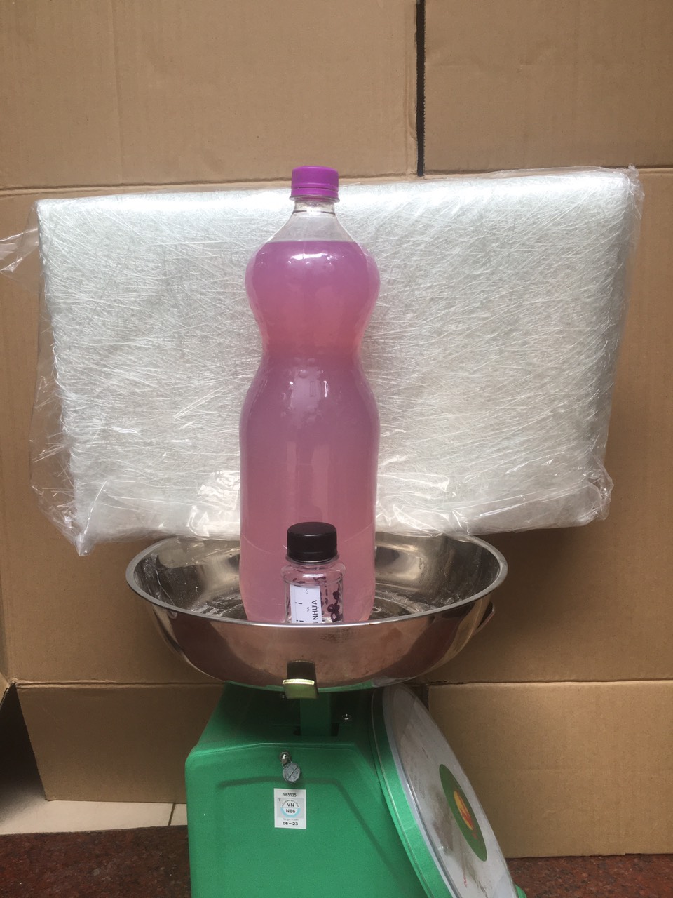 Combo nhựa sợi composite - 1kg nhựa hồng + 1m2 sợi thủy tinh + chất xúc tác