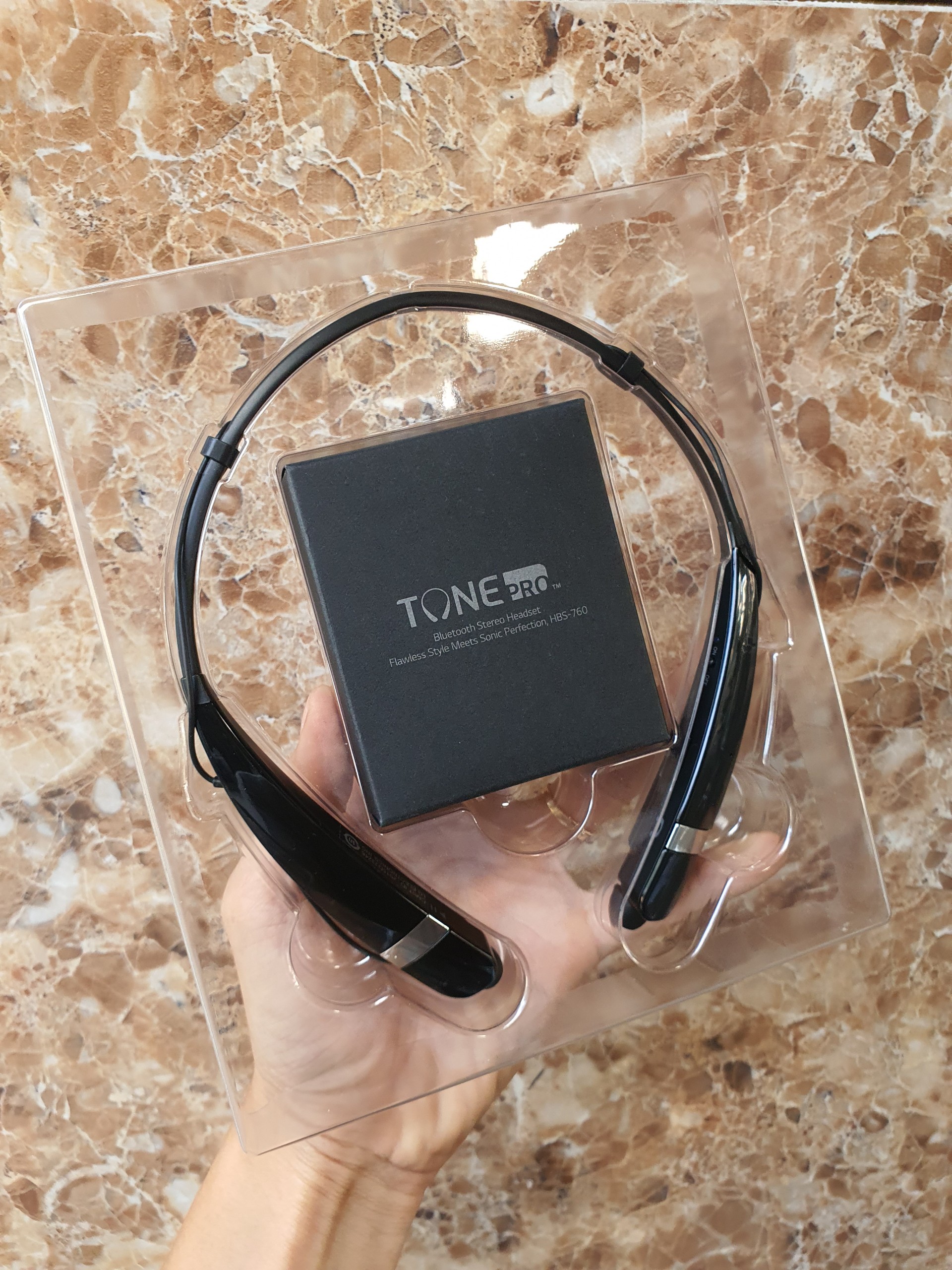 Tai nghe bluetooth LG Tone Pro HBS 760 - Chính hãng
