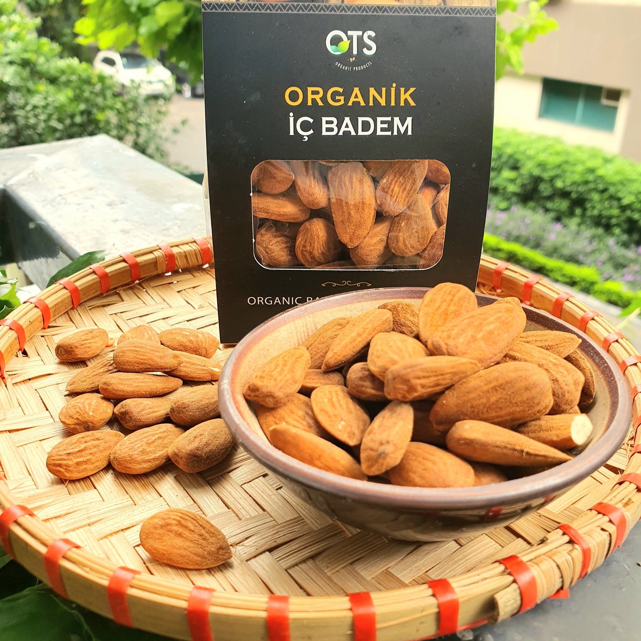 Hạnh nhân hữu cơ OTS Organik 200g giàu dưỡng chất không biến đổi gen không chất bảo quản