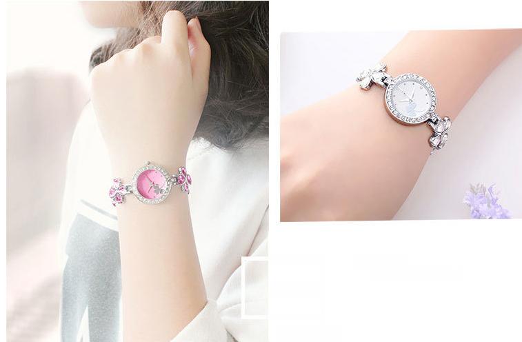 Đồng hồ lắc tay cỏ 4 lá may mắn