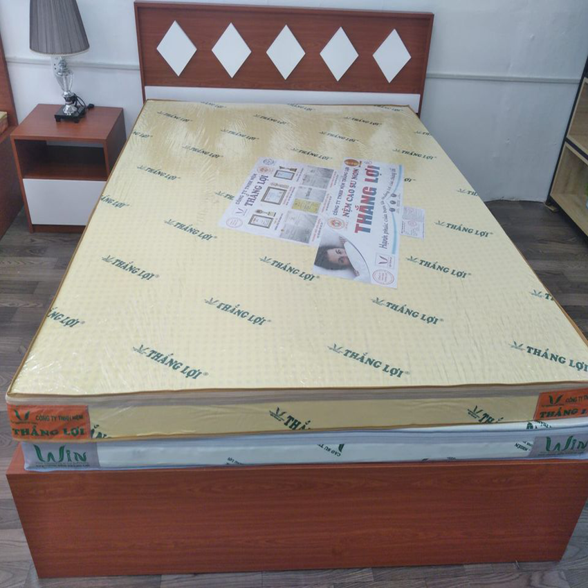 Nệm cao su non thắng lợi 1m6 x 2m x 10cm hỗ trợ tiền ship